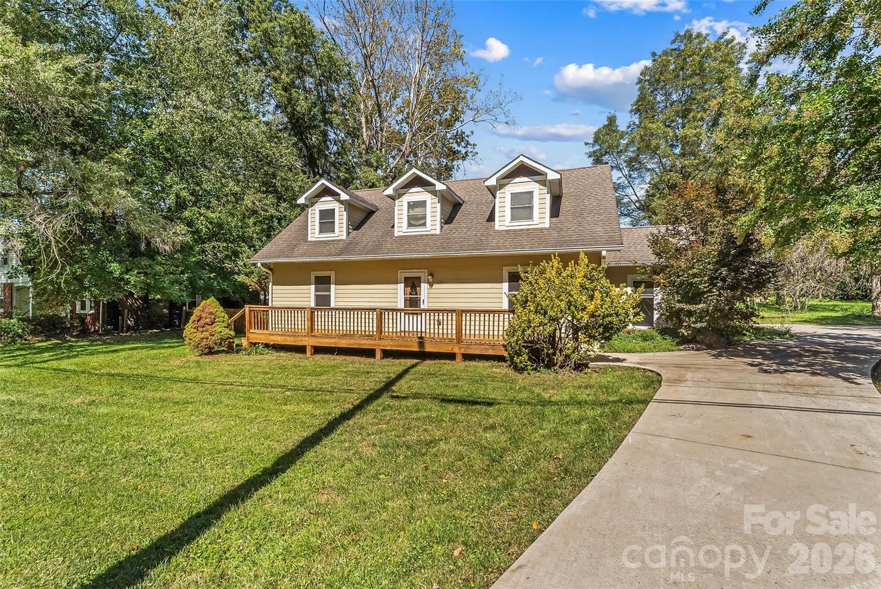 221 Old Us 70 Hwy., Black Mountain, NC 28711
