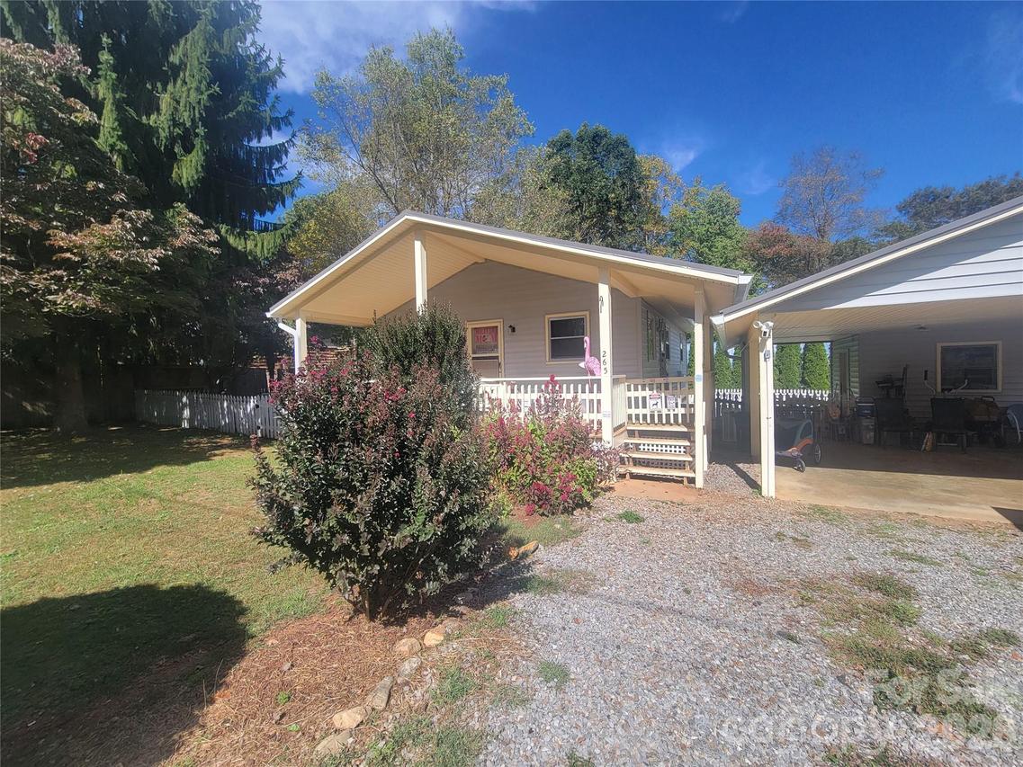 265 Midland Dr., Waynesville, NC 28785