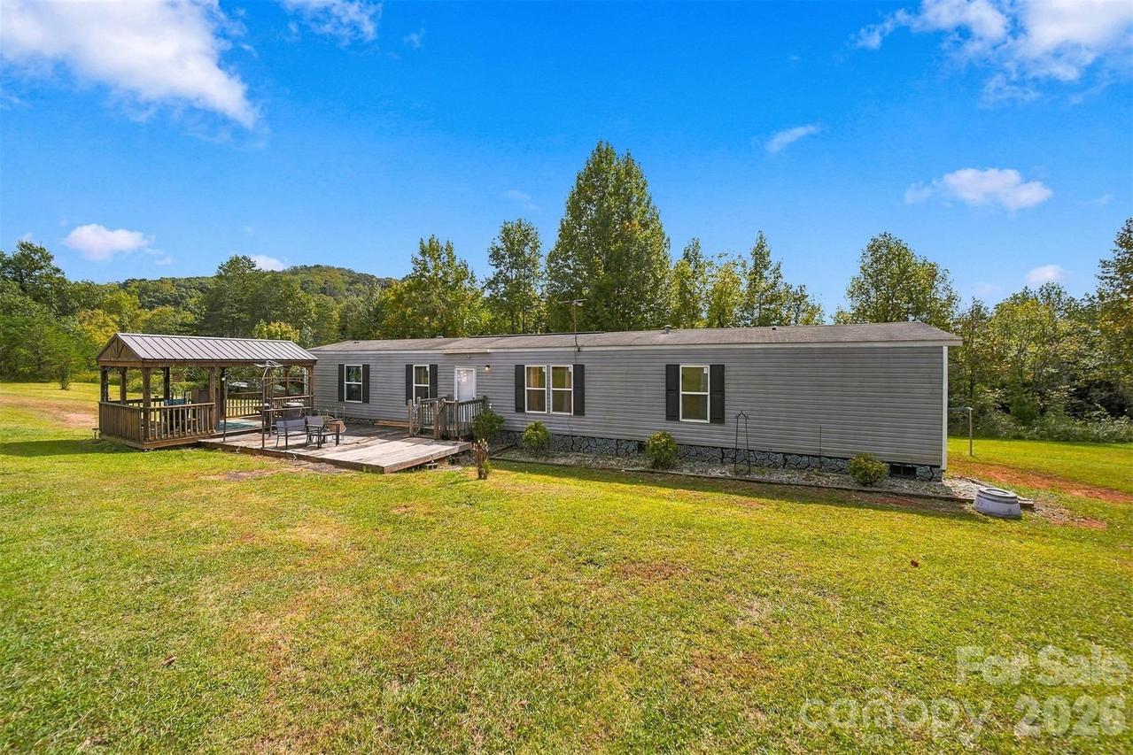 5146 Somers Rd., Hamptonville, NC 27020
