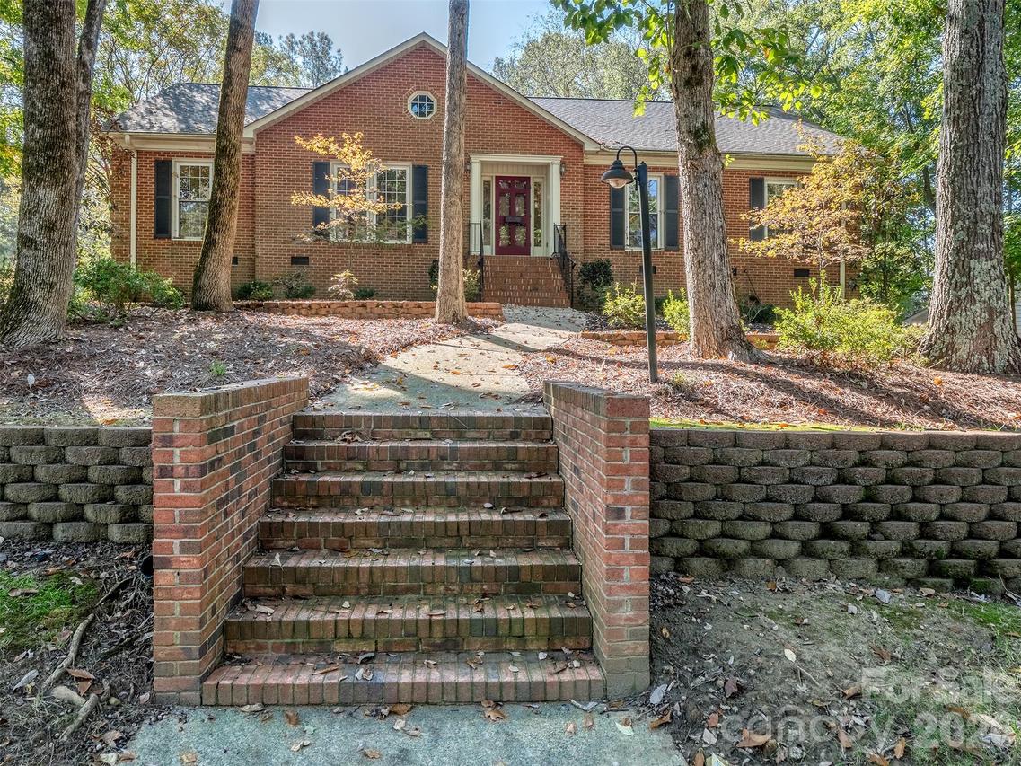7301 Lee Rea Rd., Charlotte, NC 28226