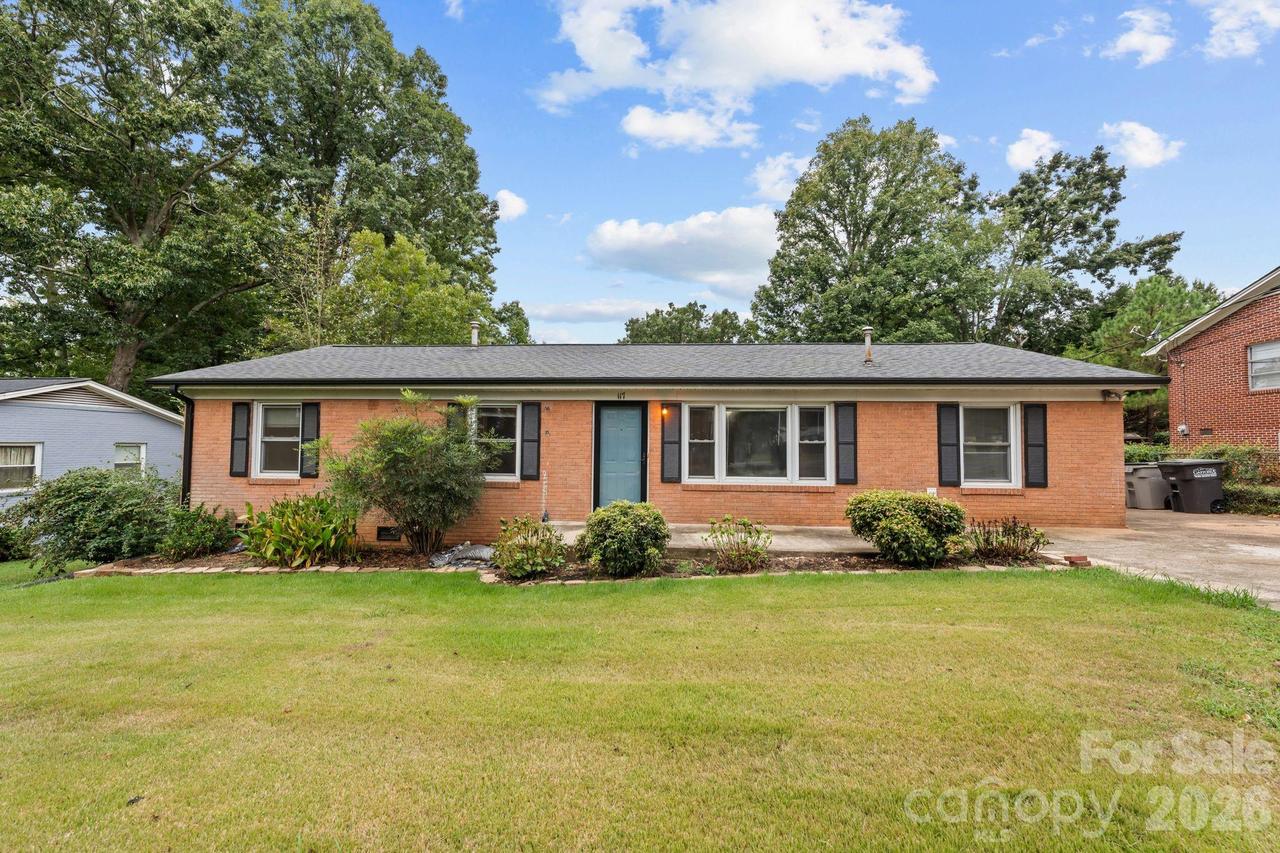 117 Tremont Ter., Bessemer City, NC 28016
