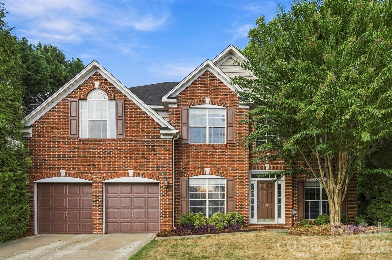 1909 Oroville Ct., Charlotte, NC 28214
