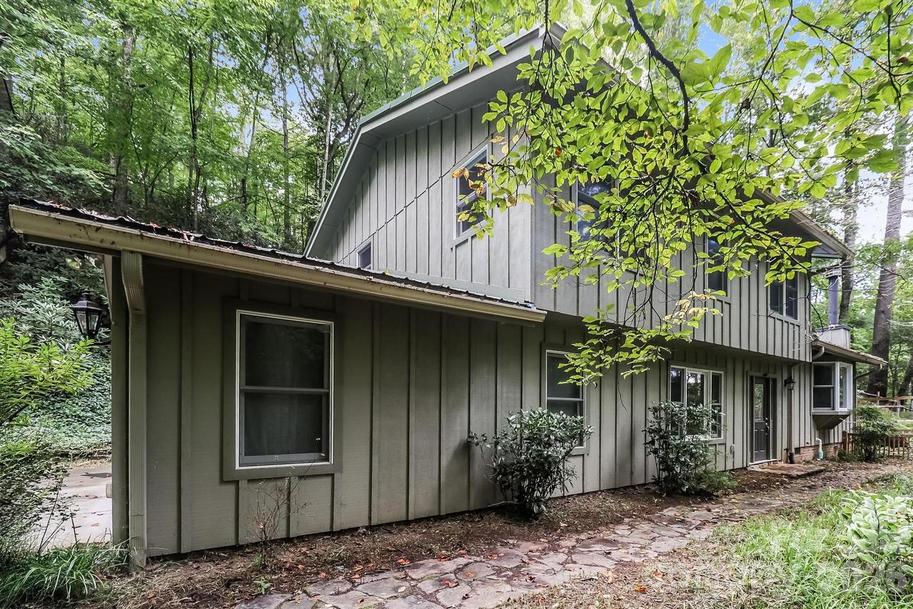 522 Glen Cannon Dr., Pisgah Forest, NC 28768