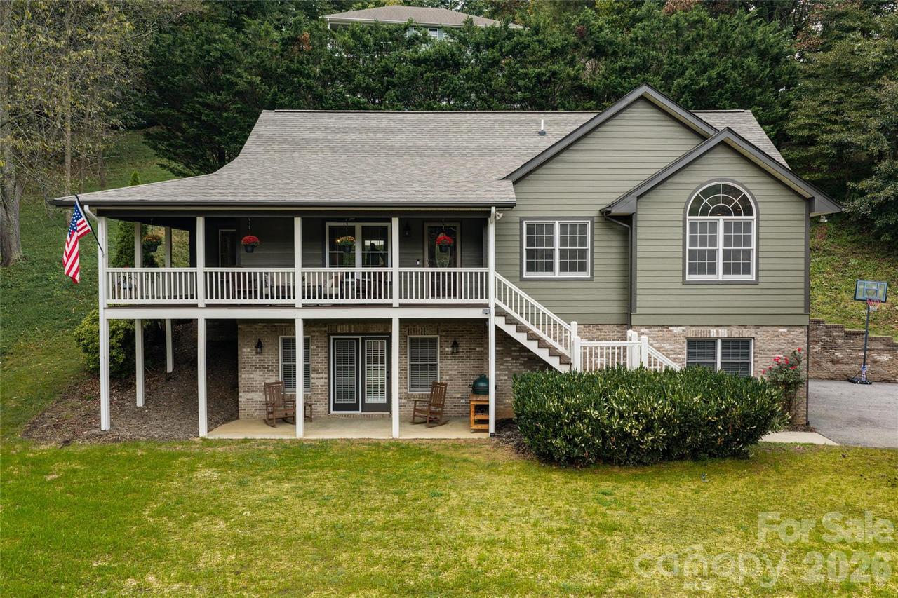 2375 Crymes Cove Rd., Waynesville, NC 28786