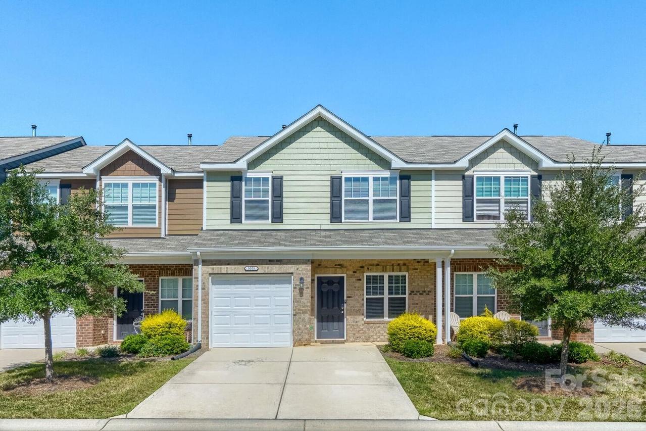 5008 Spring Arbor Ln., Charlotte, NC 28213