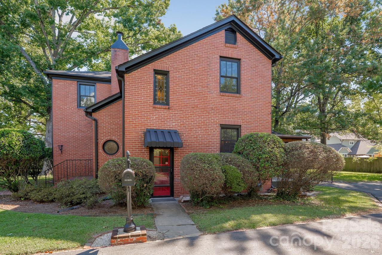 3809 Tuckaseegee Rd., Charlotte, NC 28208