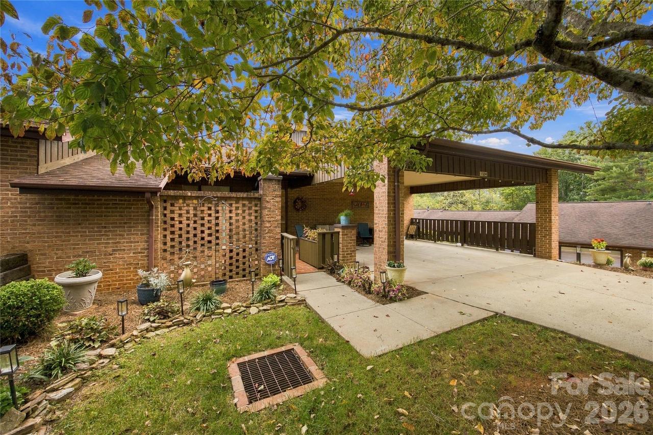 1334 Radio Rd., Statesville, NC 28625