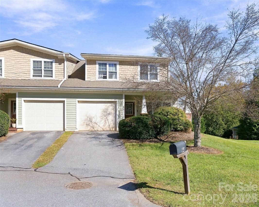 64 Fox Briar Dr., Fletcher, NC 28732