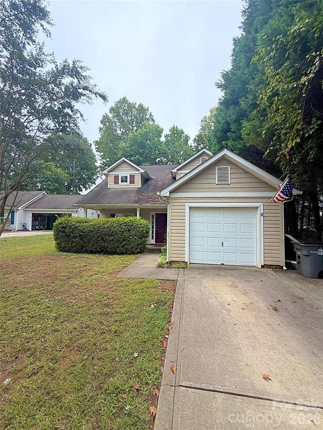 2320 Chantilly Ct., Kannapolis, NC 28081