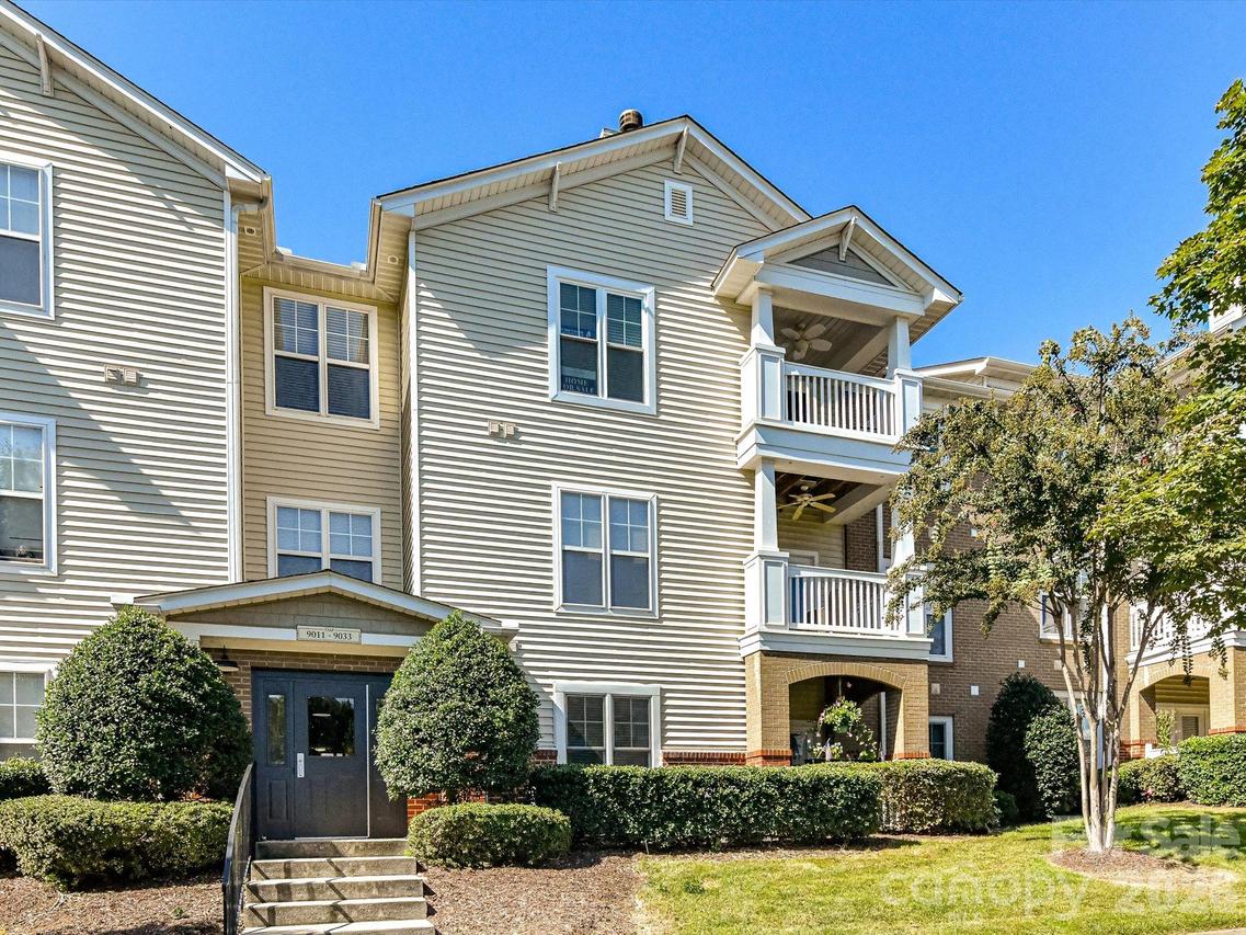 9031 Mcdowell Creek Ct., Cornelius, NC 28031