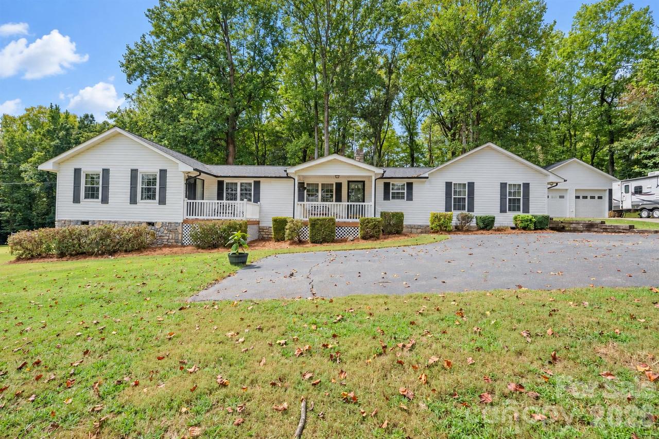 370 Shiloh Rd., Statesville, NC 28677