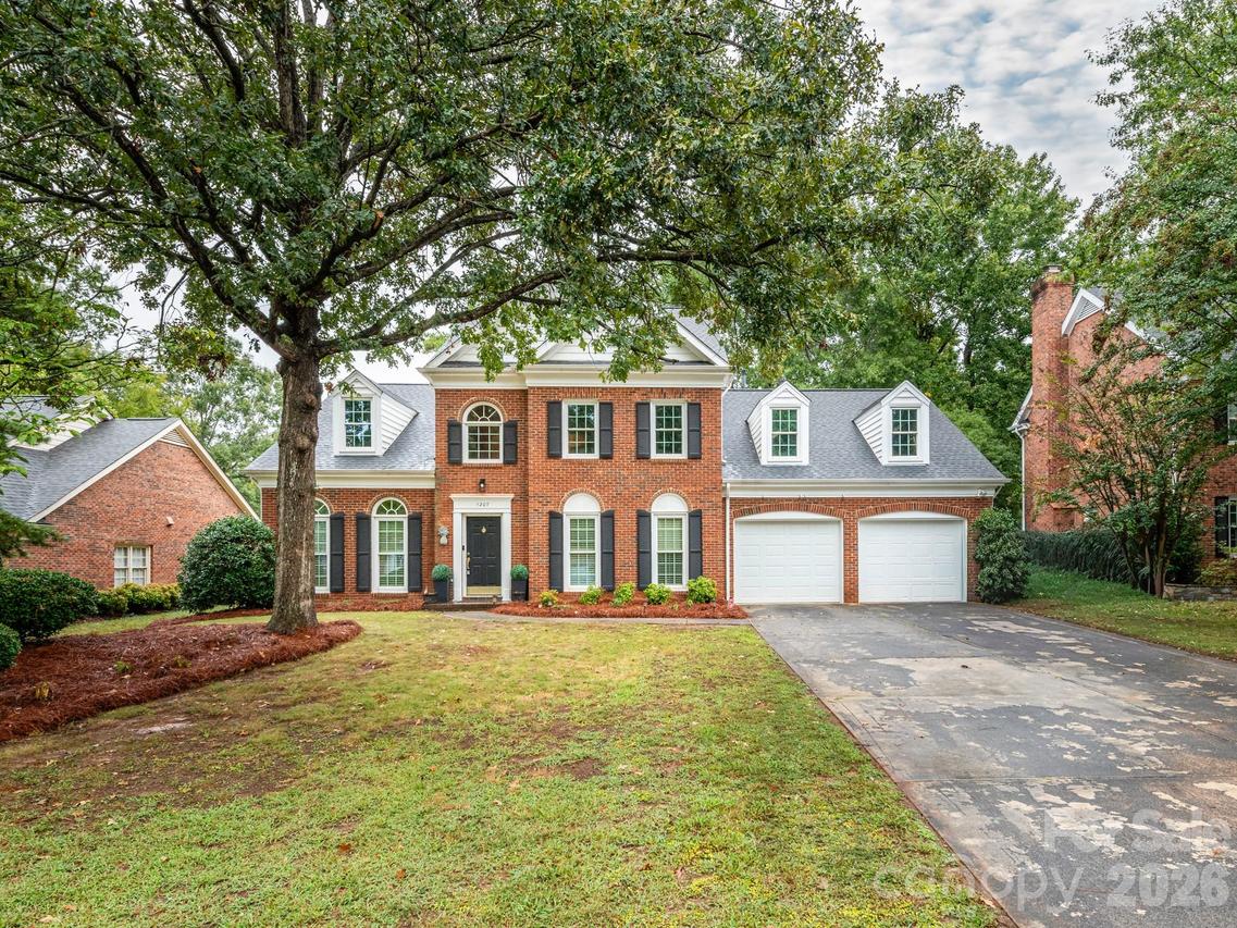 1207 Matthews Plantation Dr., Matthews, NC 28105