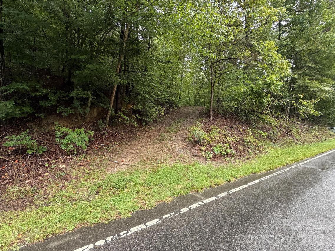 3865 Hickory Hwy., Statesville, NC 28677
