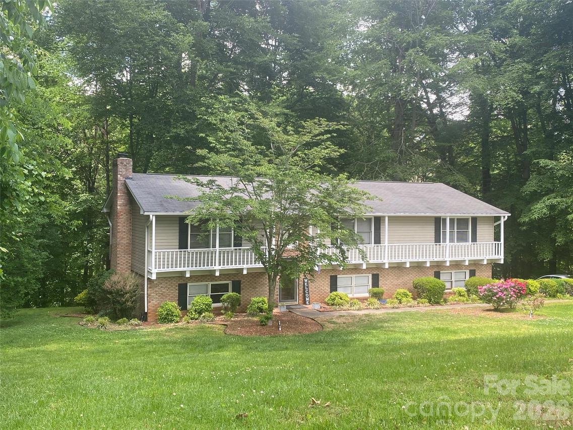 112 Cherokee Dr., Lexington, NC 27295