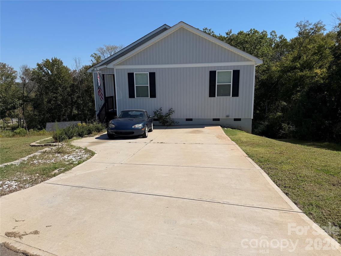 102 Snyder Ct., Concord, NC 28025