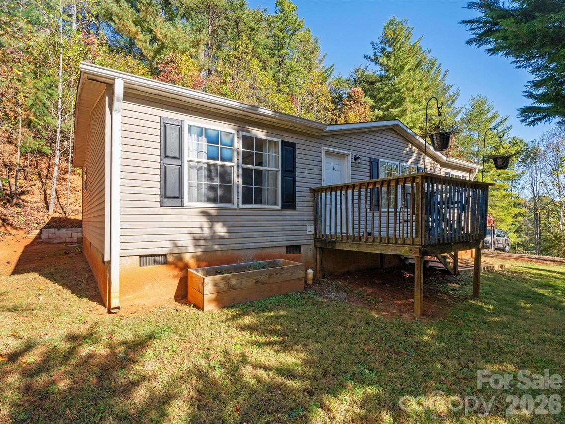 25 Laurel Cove Rd., Leicester, NC 28748