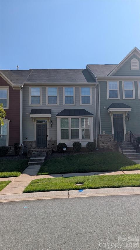 1645 Fleetwood Dr., Charlotte, NC 28208