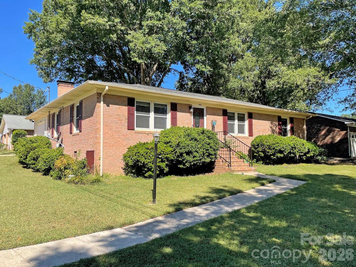 604 W Park Ave., Mooresville, NC 28115