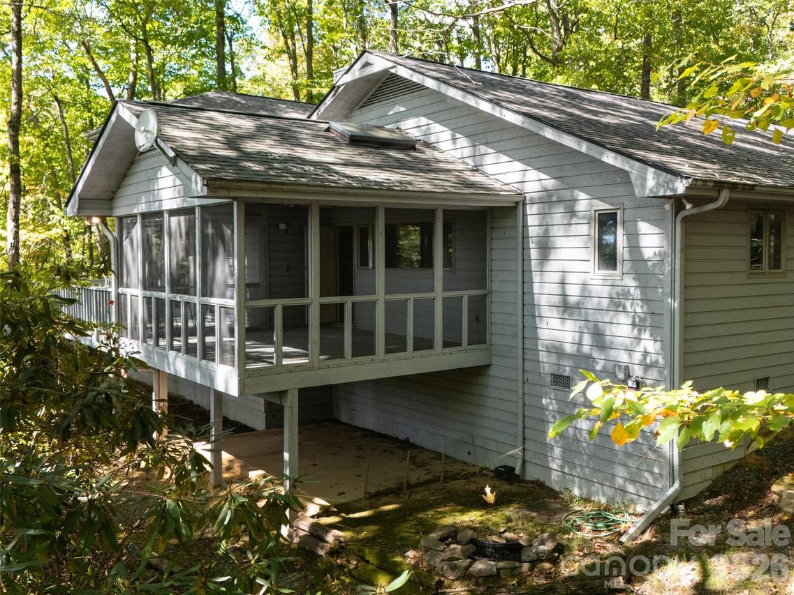172 Clock Crest Dr., Pisgah Forest, NC 28768