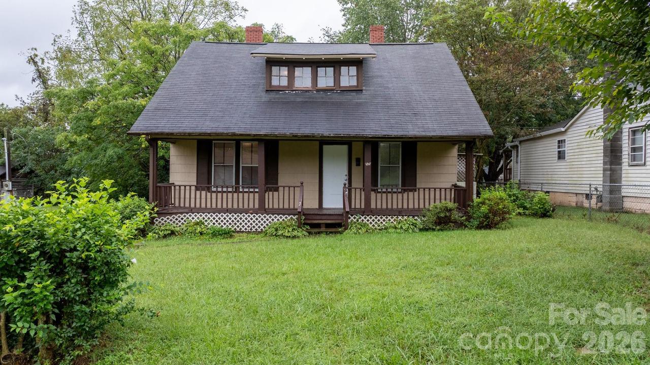 1847 2nd Ave., Hickory, NC 28602