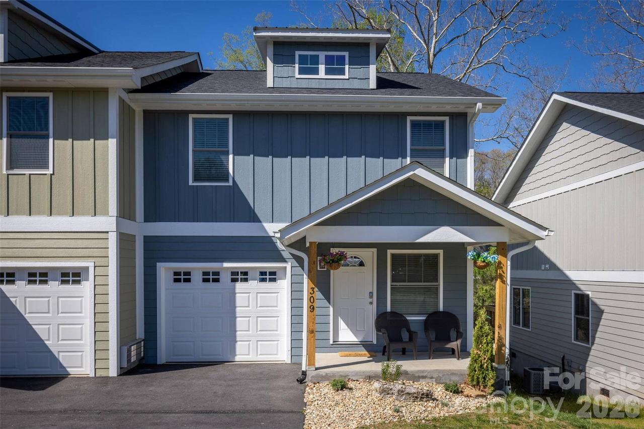 309 Jenna Clare Ln., Asheville, NC 28803