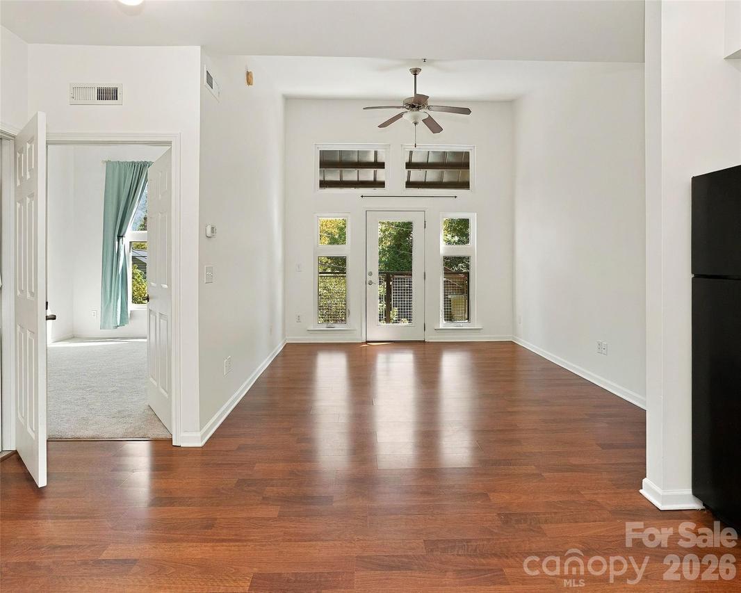 125 Clingman Ave. #304, Asheville, NC 28801