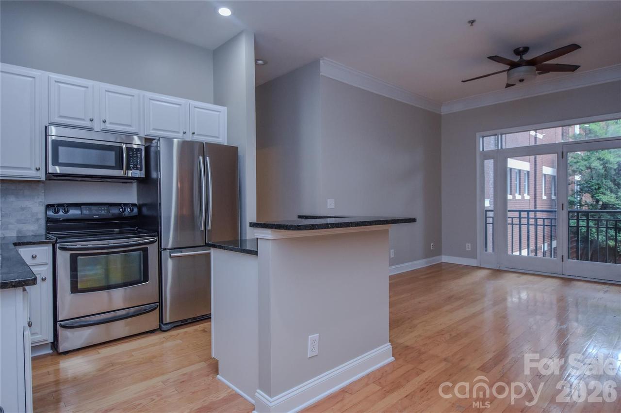727 Garden District Dr., Charlotte, NC 28202