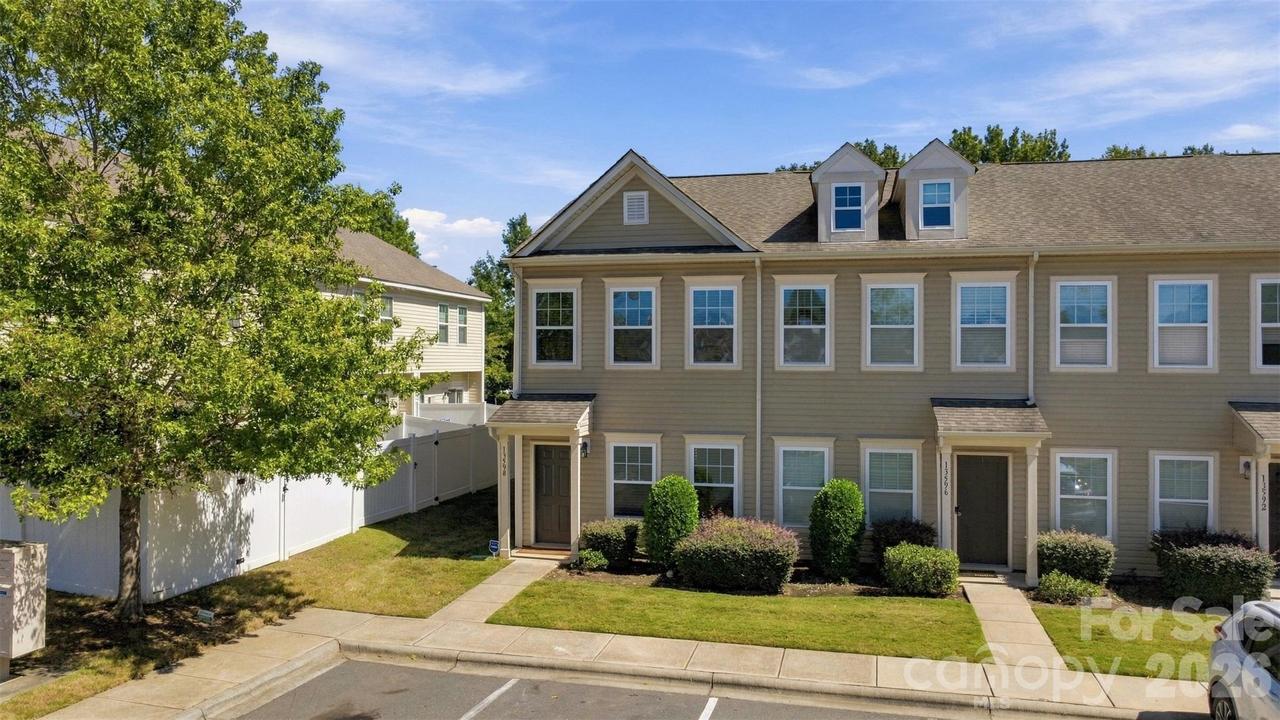 13598 Calloway Glen Dr., Charlotte, NC 28273