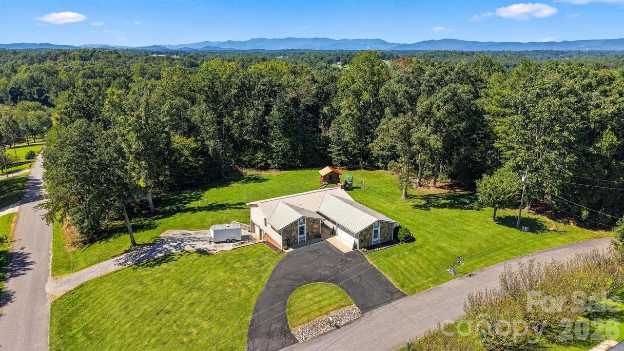 2094 South Fork Dr., Morganton, NC 28655