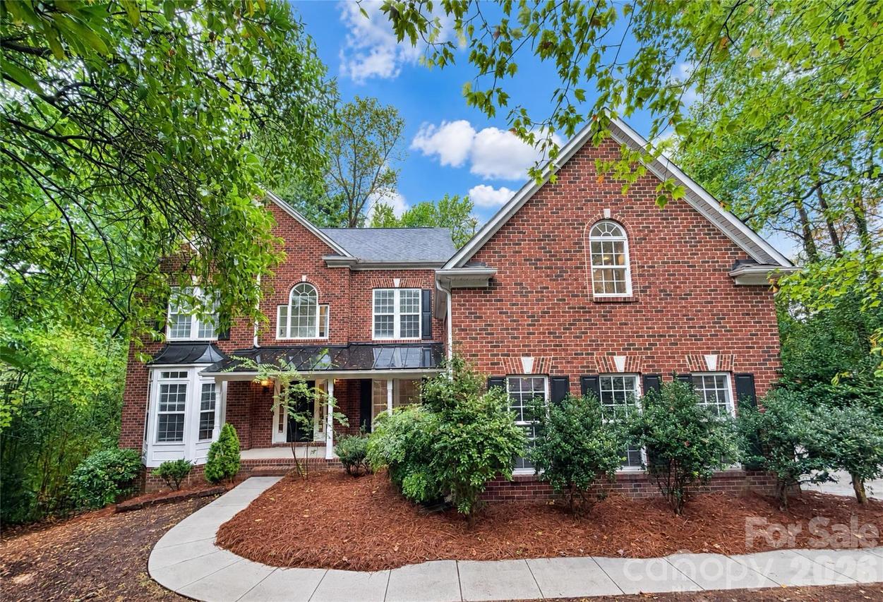 2420 Runnymede Ln., Charlotte, NC 28209