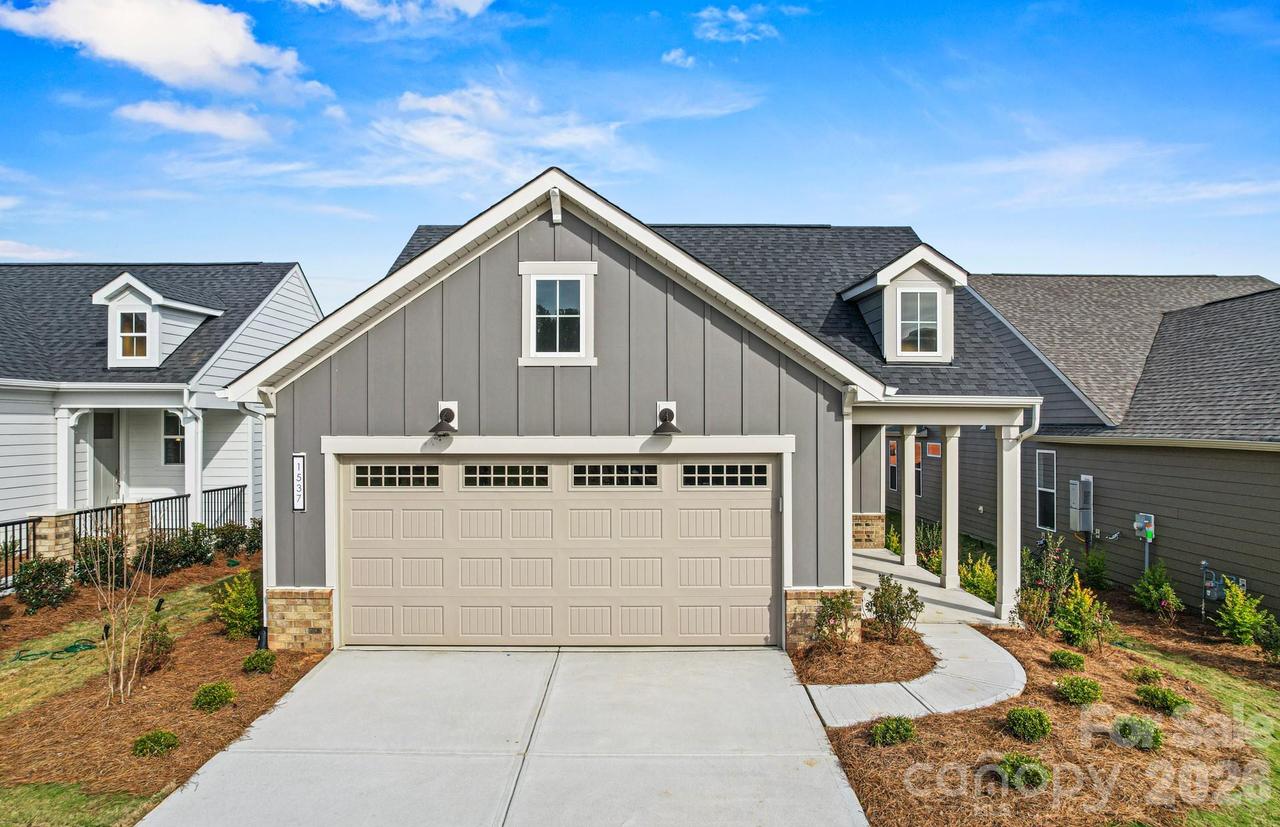 1432 Mining Camp Rd., Midland, NC 28107