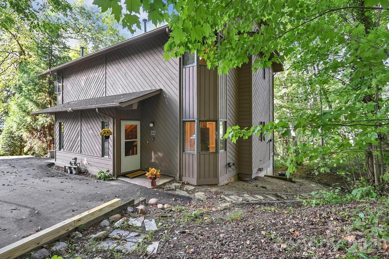 305 Piney Mountain Dr. #A/#4, Asheville, NC 28805