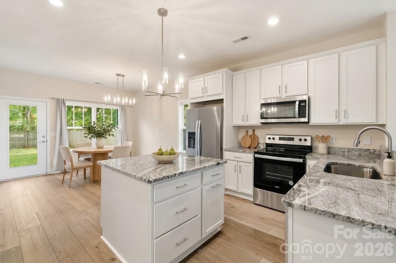 305 Harrison St., Charlotte, NC 28208