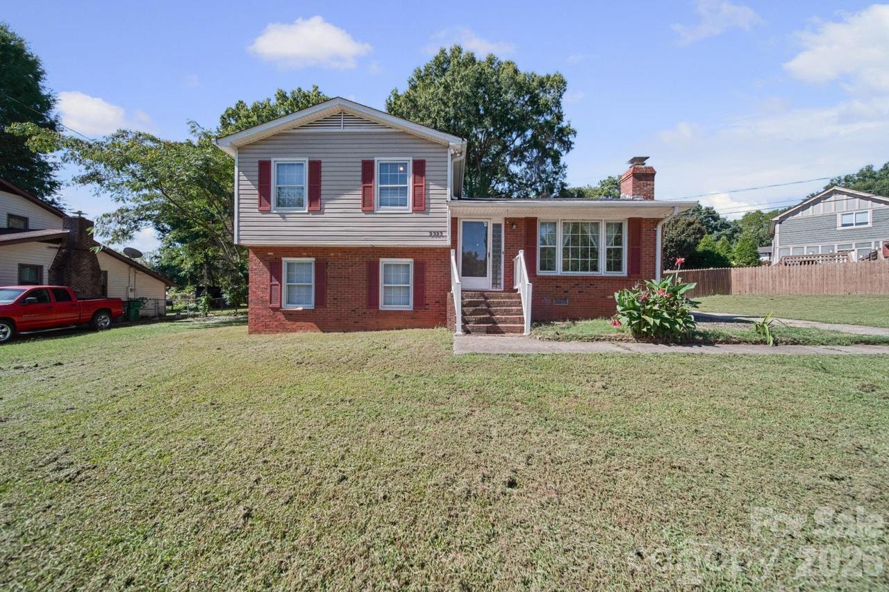 3323 Wiseman Dr., Charlotte, NC 28227