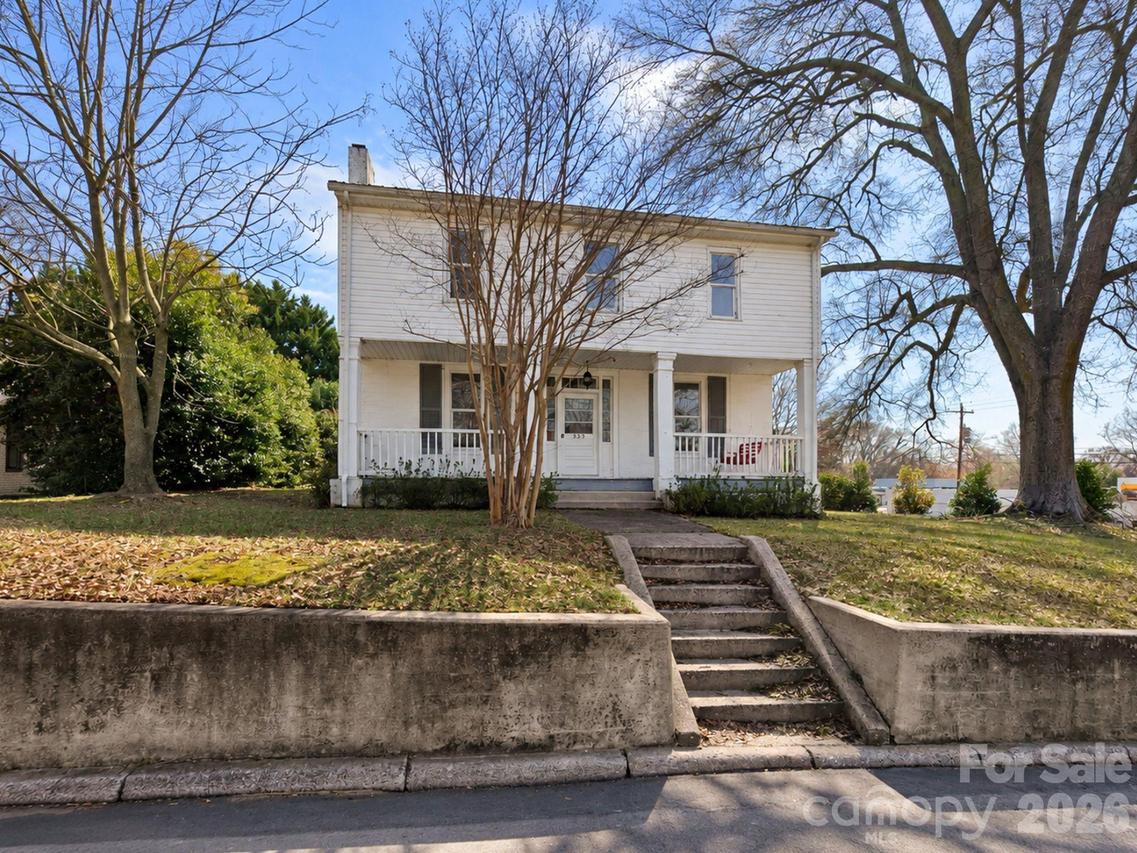 329 W Main St., Lincolnton, NC 28092