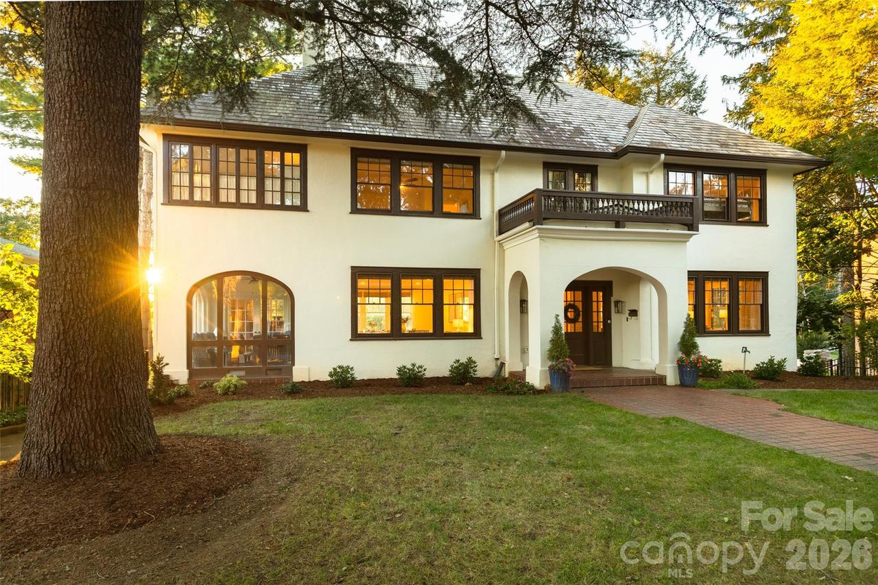 200 Kimberly Ave., Asheville, NC 28804
