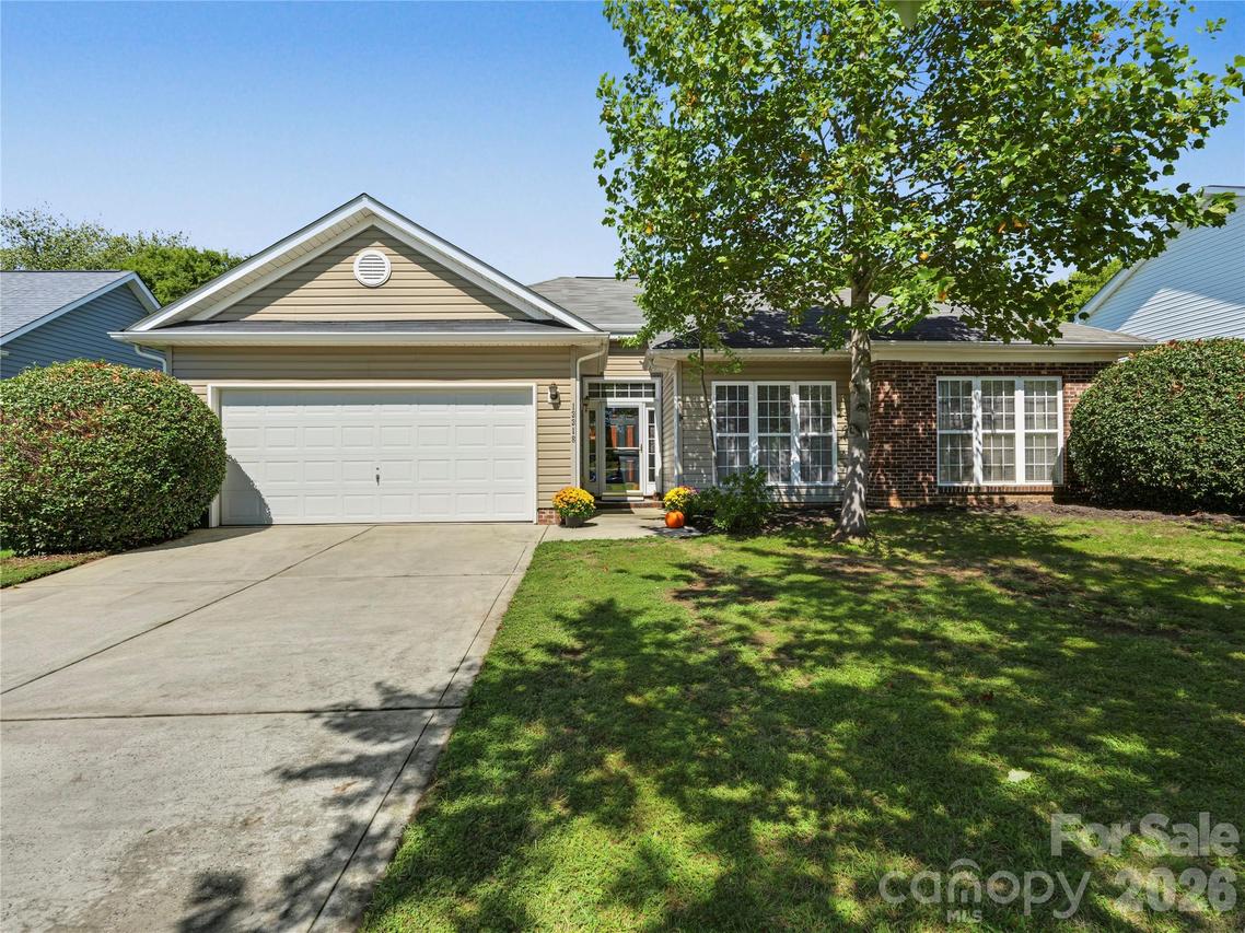 13318 Planters Row Dr., Charlotte, NC 28278