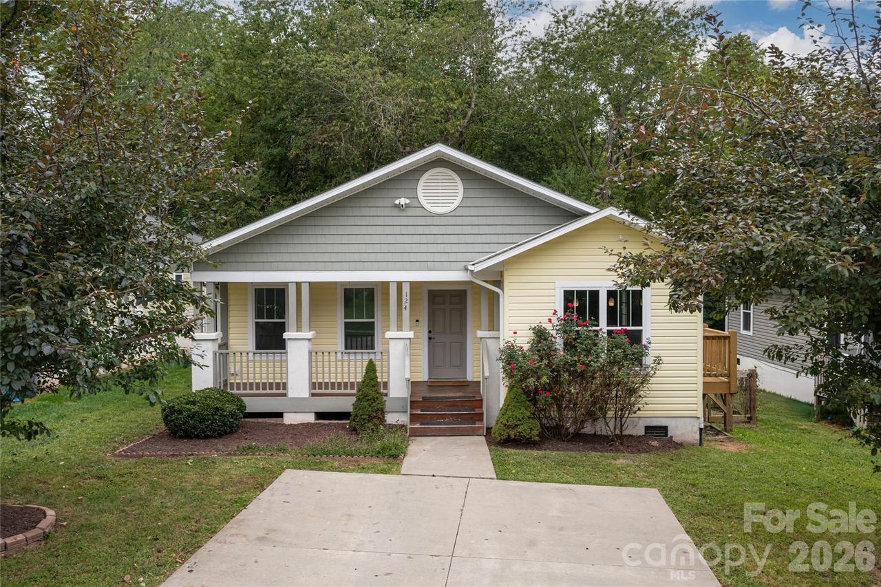 124 Soulshine Ct., Asheville, NC 28806