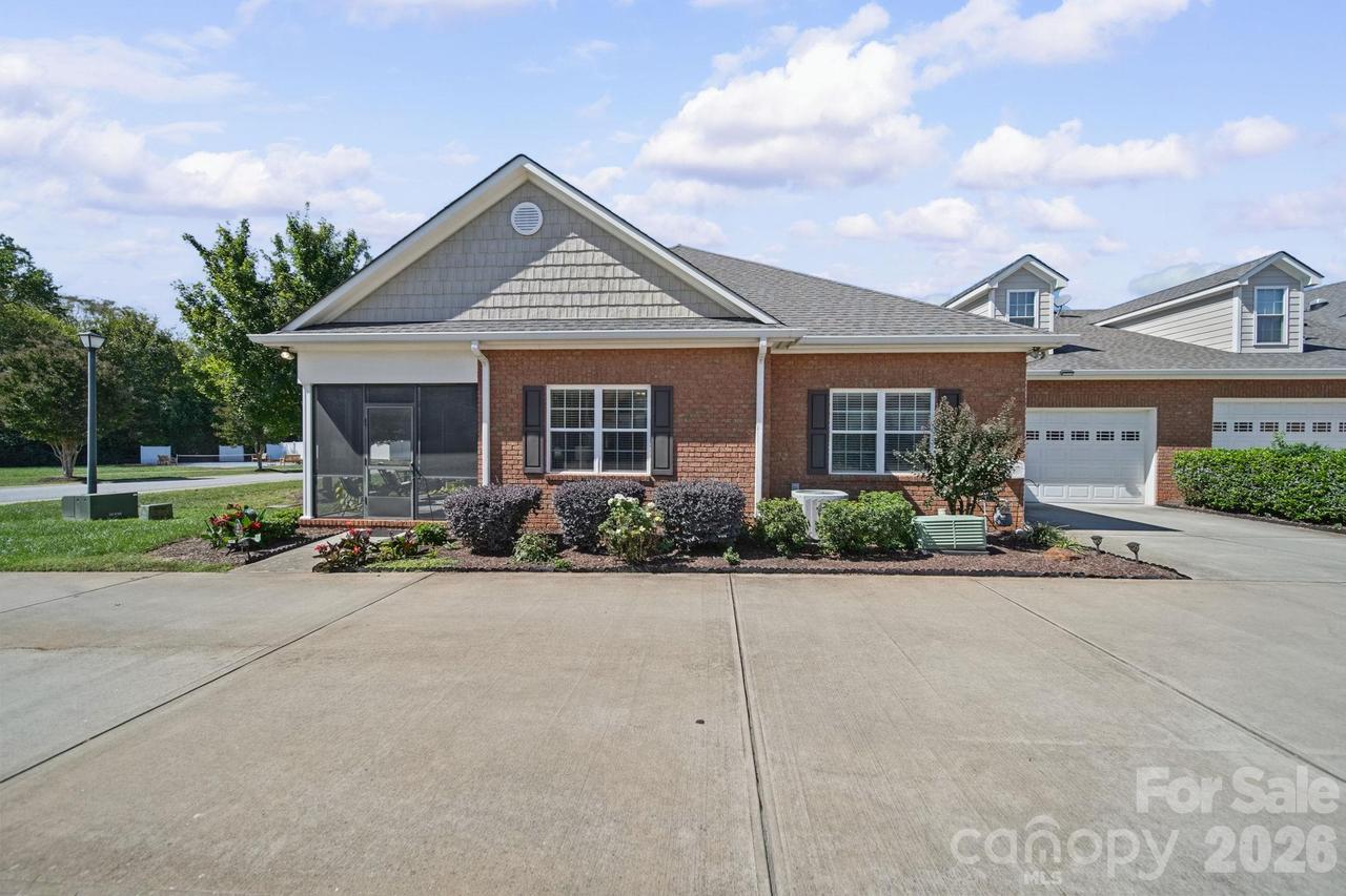 2367 Stardust Ct., Denver, NC 28037