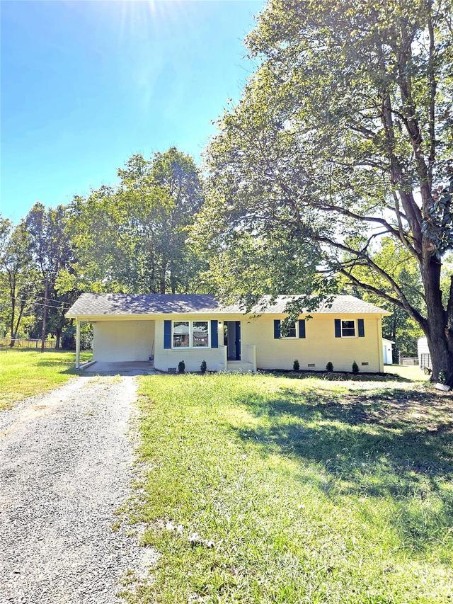582 Winter Park Dr., Shelby, NC 28152