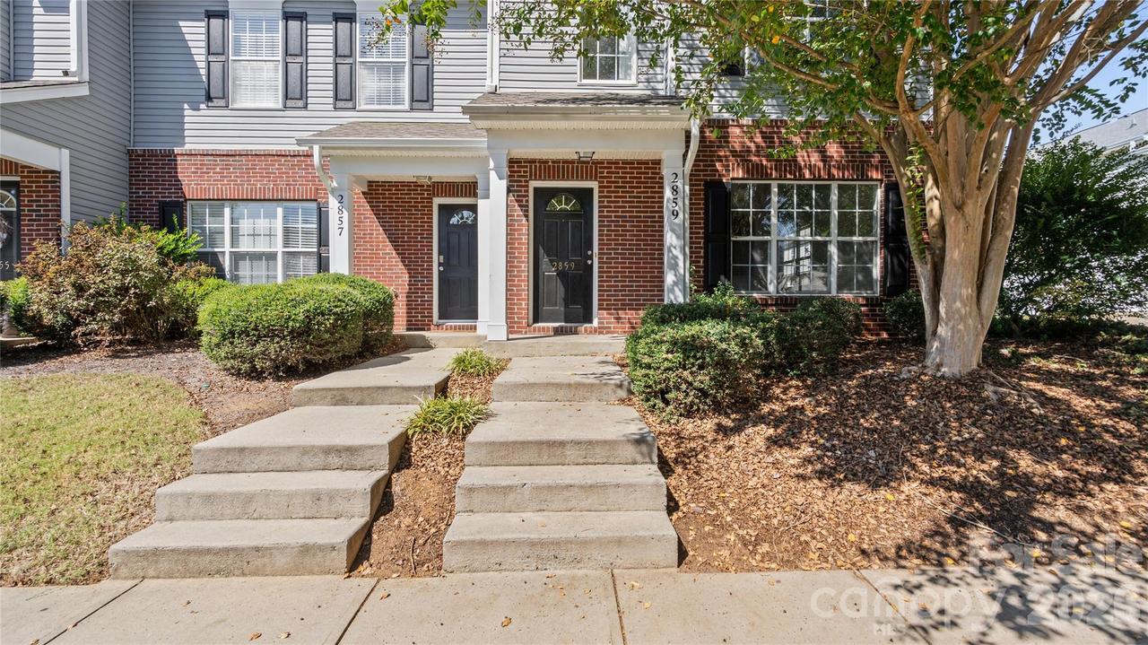 2859 Summergrove Ct., Matthews, NC 28105