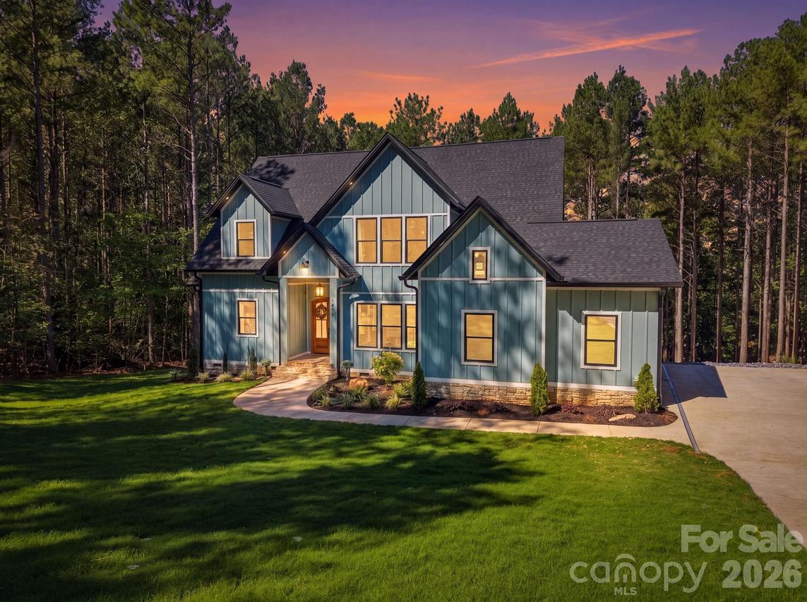 1487 Cordova Dr., Connelly Springs, NC 28612