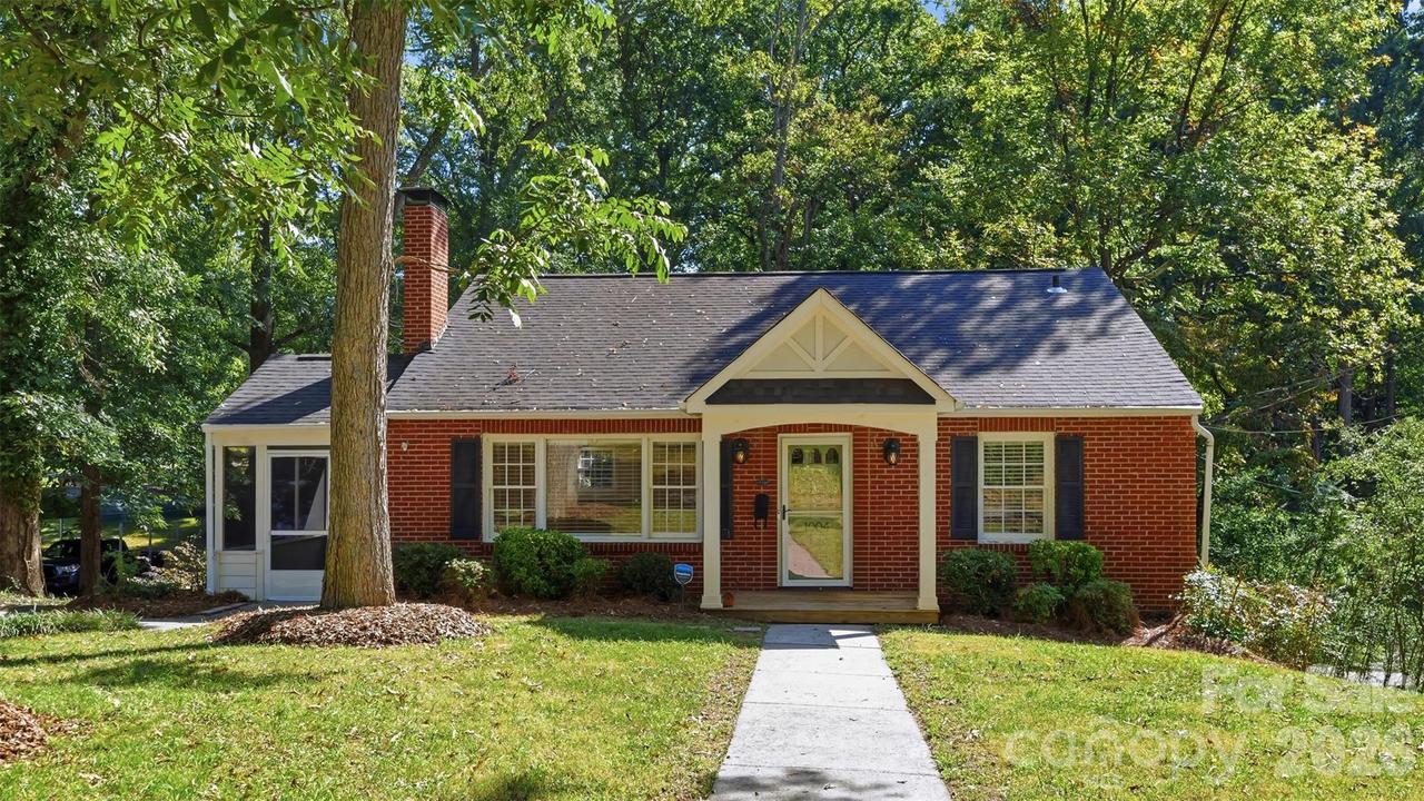 1004 S South St., Gastonia, NC 28052