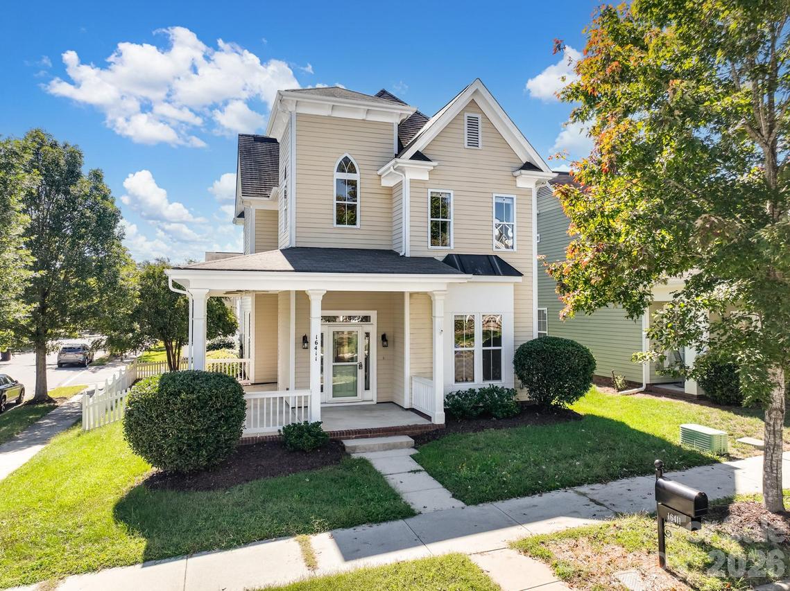 16411 Leavitt Ln., Davidson, NC 28036