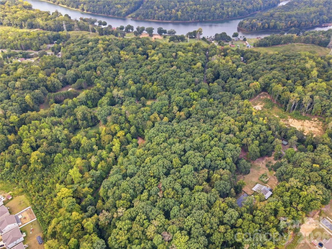 1626 Hart Rd., Charlotte, NC 28214