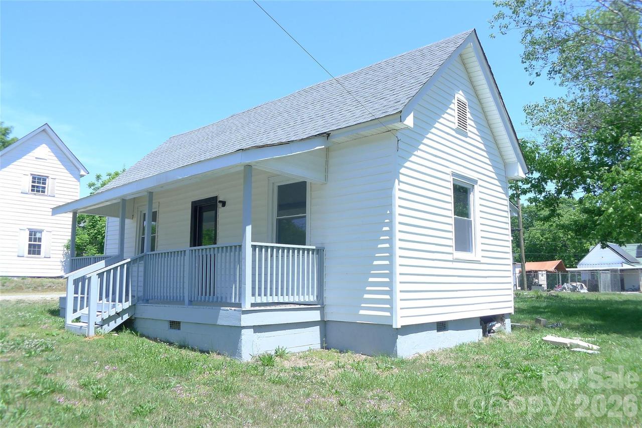 221 Duke St., Cooleemee, NC 27014