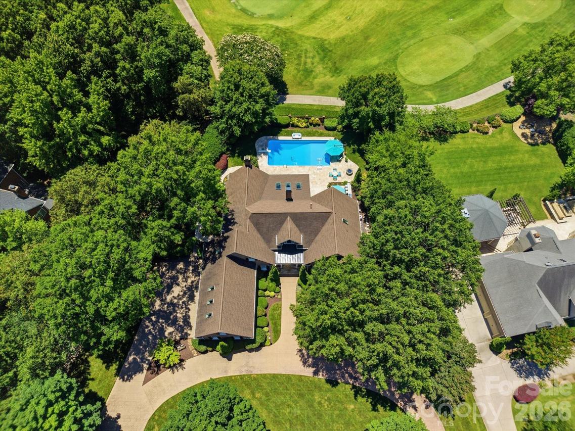 5617 Providence Country Club Dr., Charlotte, NC 28277