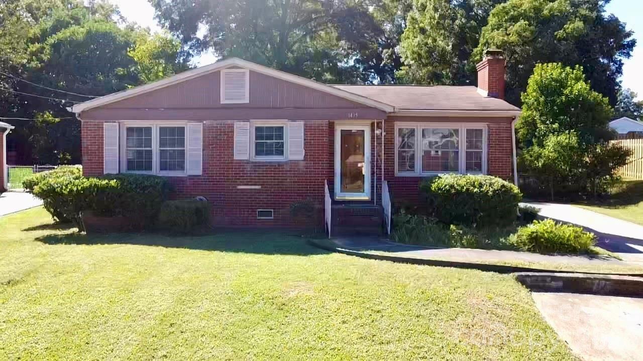 1435 Dean St., Charlotte, NC 28216