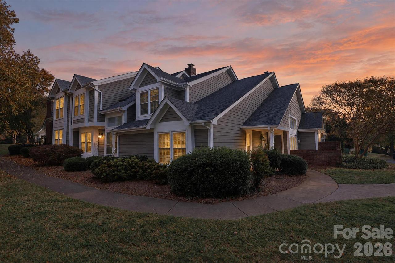 8254 Tradd Ct., Charlotte, NC 28210