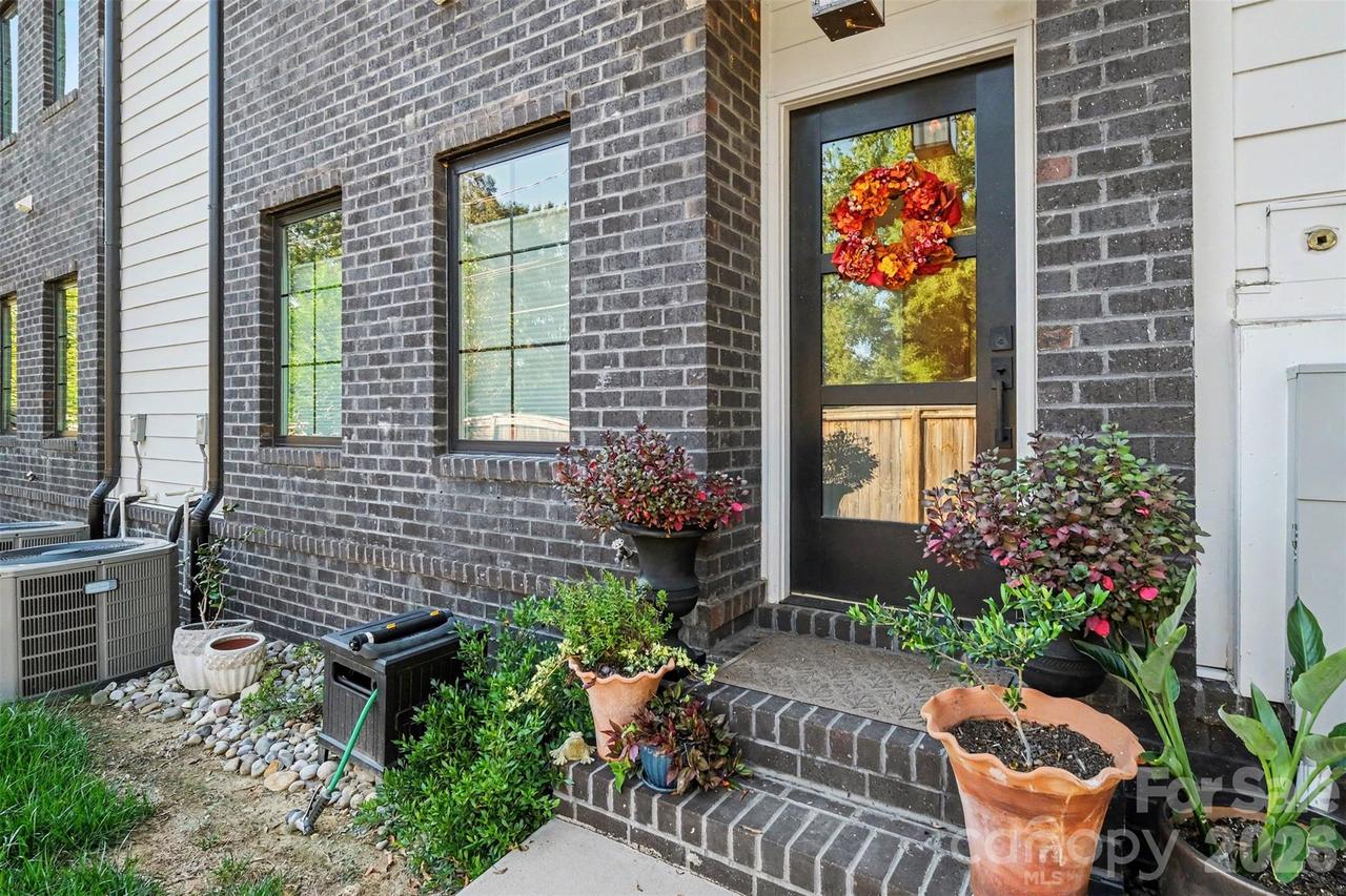 1713 Mimosa Ave., Charlotte, NC 28205